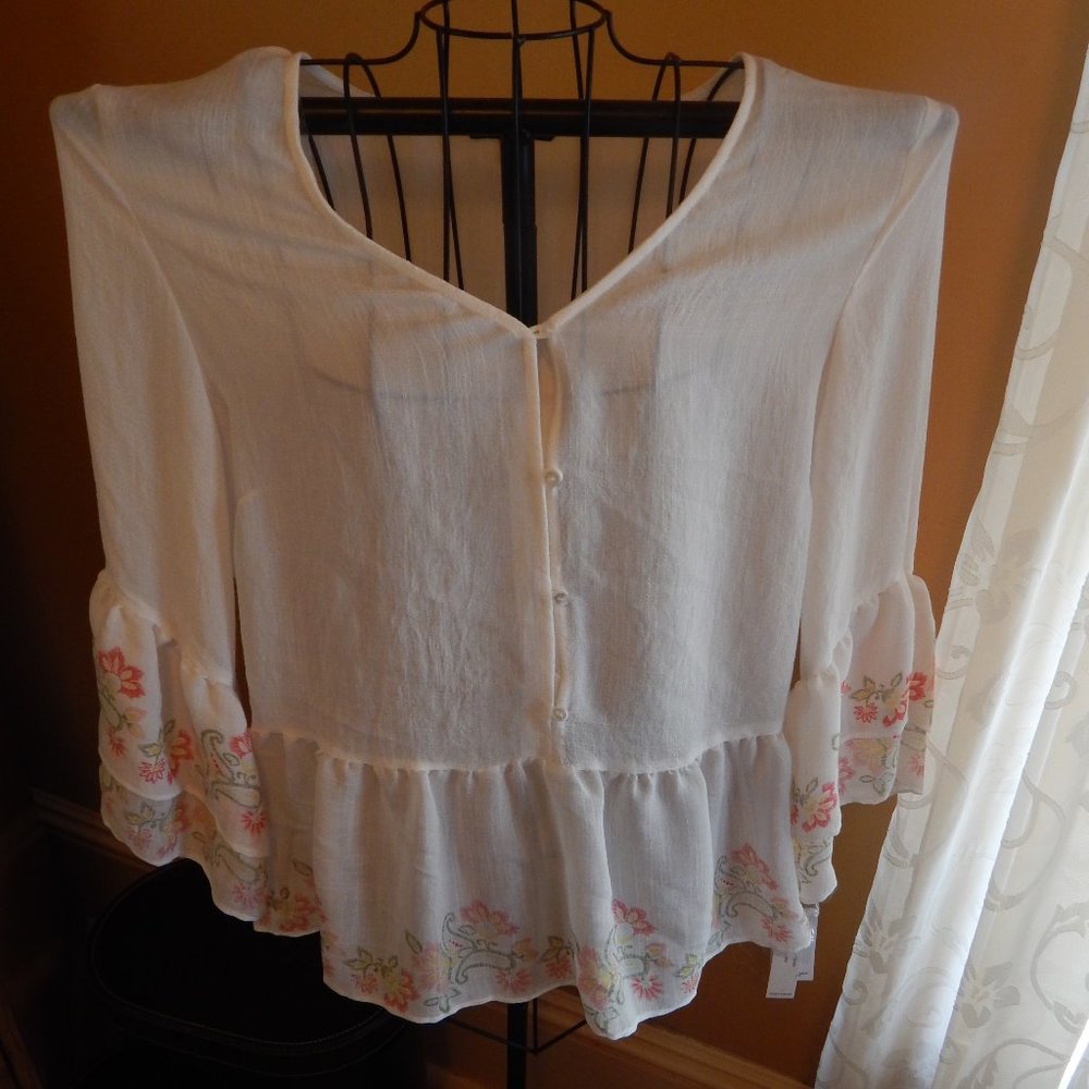 Ladies Zac & Rachel NWT Semi-Sheer Blouse - Top - Partial Button Front  Size L